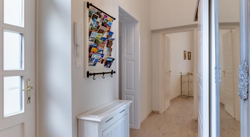 Chestnut & Eliza Suites Budapest Szoba fotó